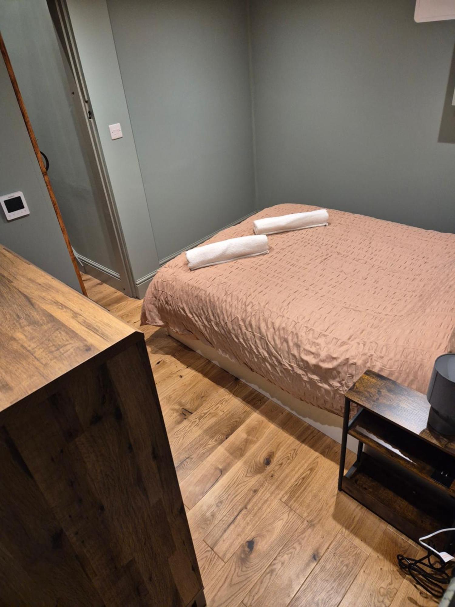Charming 1 Bed Peak District Barn Conversion Foolow Kültér fotó